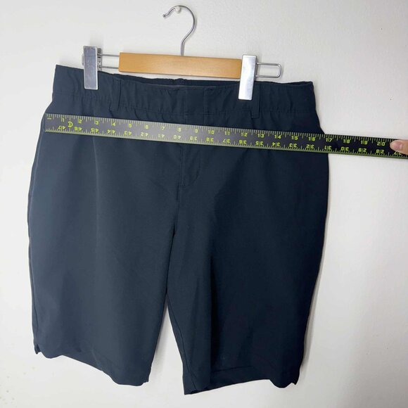 Under Armour Men's Shorts Pockets Black Size 10 - Picture 3 of 8